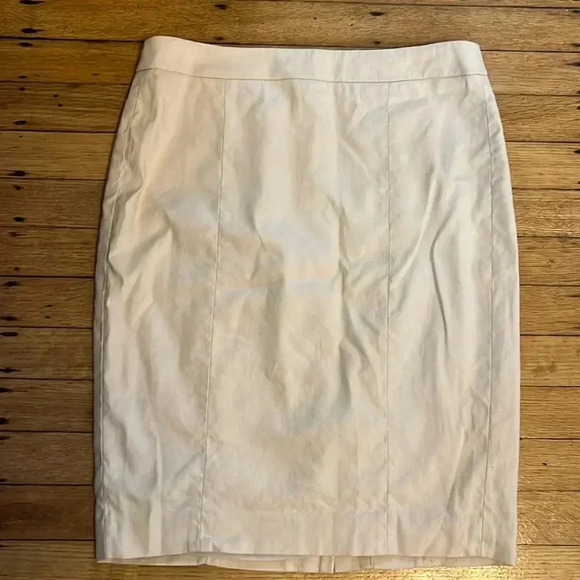 Linen pencil skirt - Picture 1 of 5
